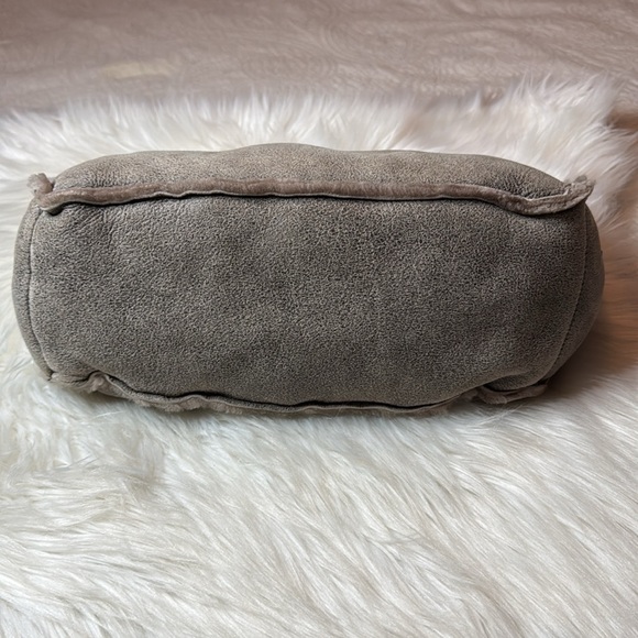 Celine Shearling Boogie Bag Taupe - Picture 5 of 17